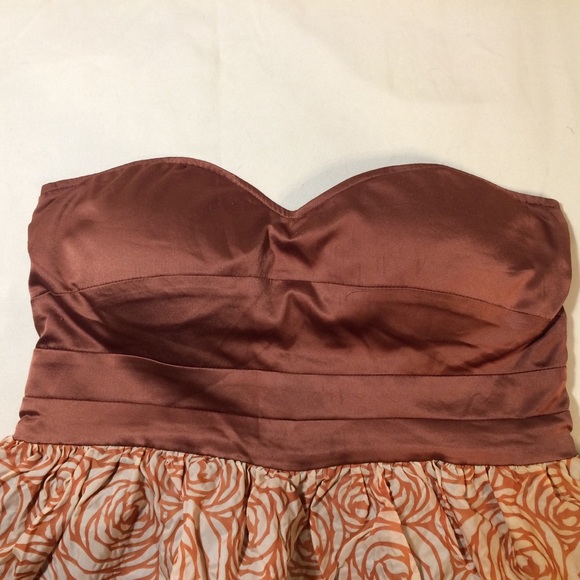 Dress - Picture 2 of 6